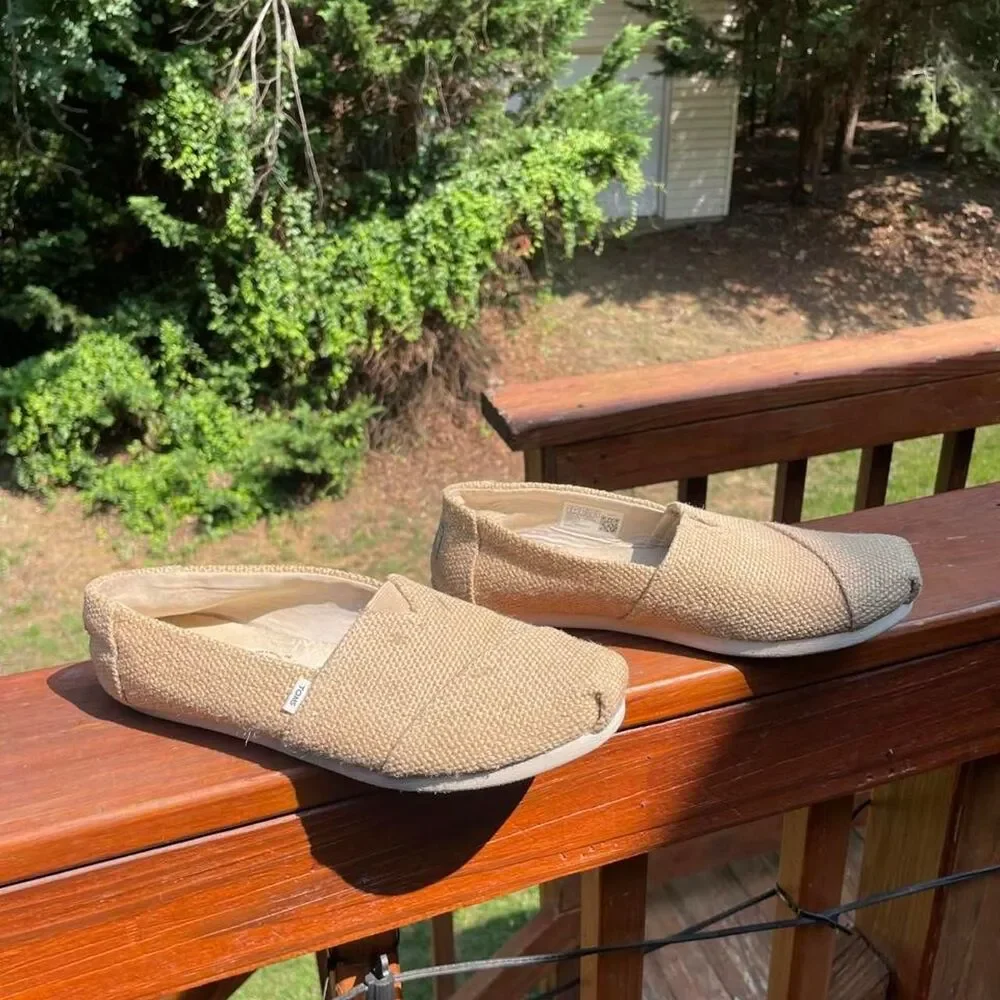 Toms Women's 8 Alpargata Natural Burlap Tan Trainers